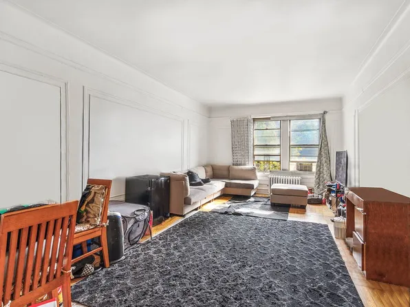 1075 Grand Concourse APT 2G, Bronx, NY 10452