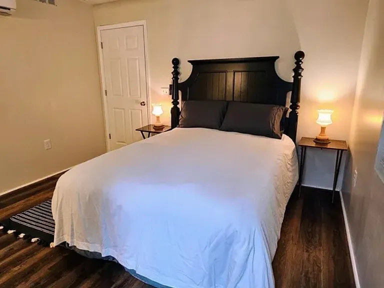 651 Hardware St — Photo 12