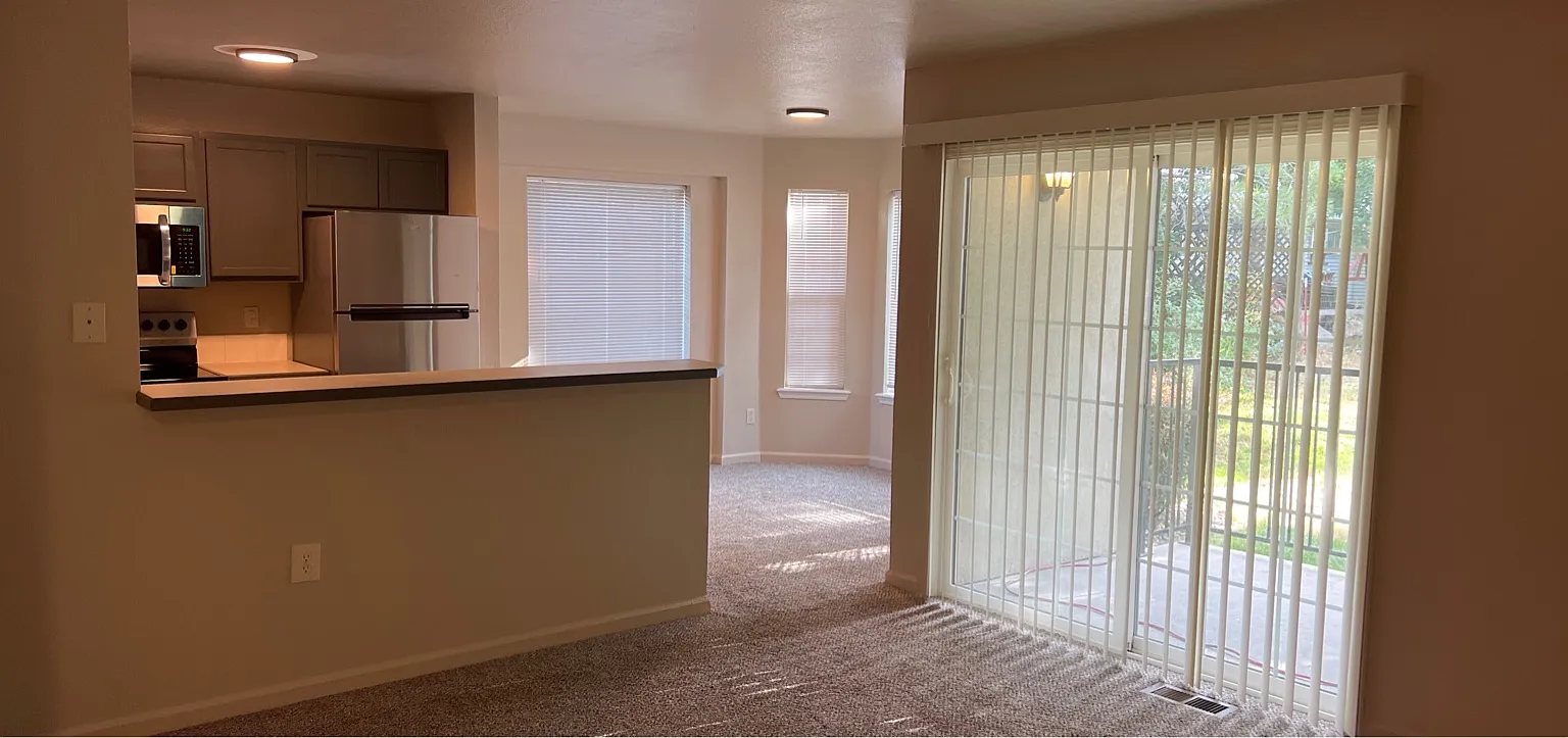 Garverdale Lane - 102 — Photo 3