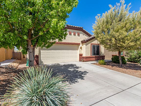2nd image of 8026 S Nautilus Dr