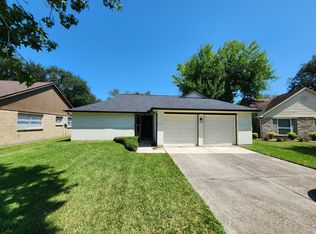 308 Foxtail Ct, League City, TX 77573
