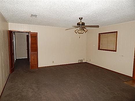 2nd image of 3806 Rosemary Ln