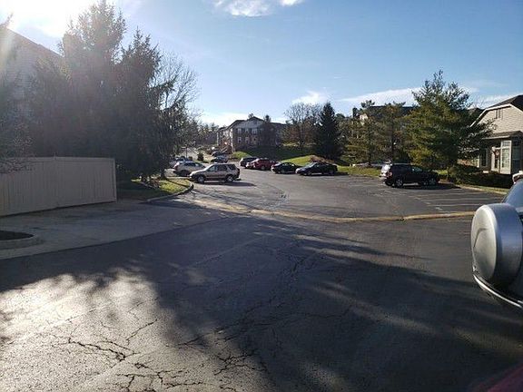 5th image of 556 Cloverfield Ln #3