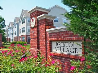 734 Bristol Village Dr APT 303, Midlothian, VA 23114