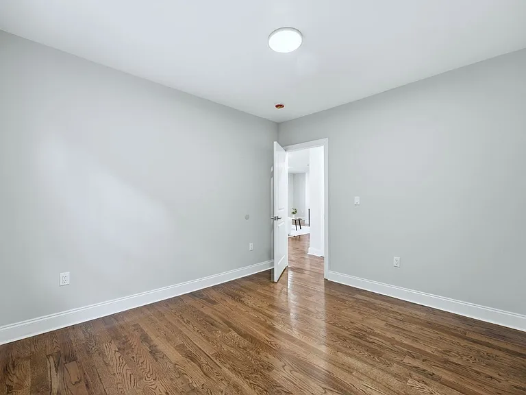 46 Eppirt St #2 — Photo 15