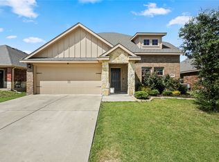 2445 Monty St, Forney, TX 75126