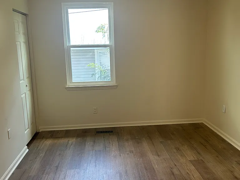 3495 Northrop St — Photo 8