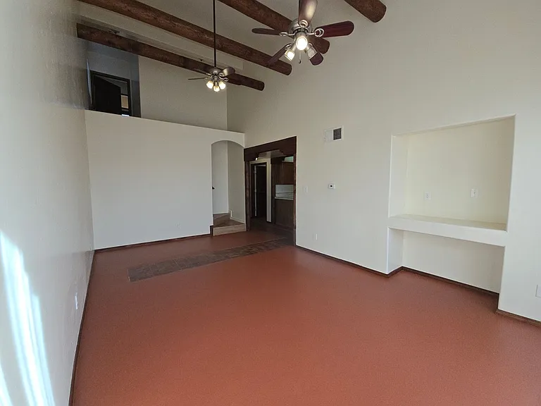 218 San Clemente Ave NW — Photo 11