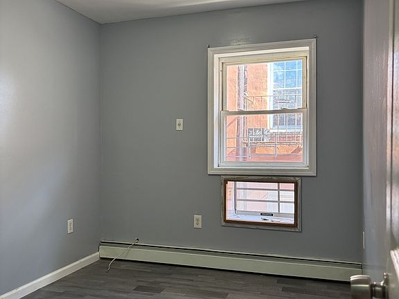 4th image of 277 Fountain Ave APT 3