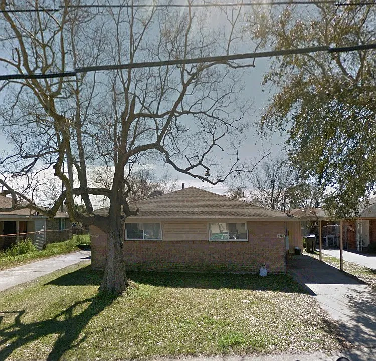 8940 Dinkins St