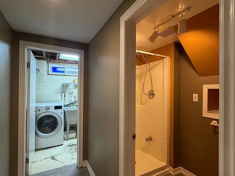 10 Miami Dr — Photo 26