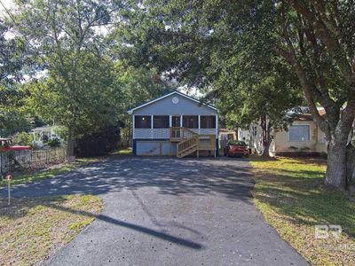 925 E Canal Dr, Gulf Shores, AL, 36542