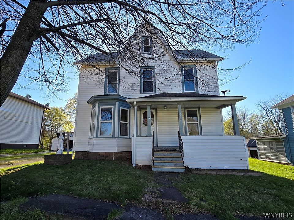 1st image of 122 Herrick St