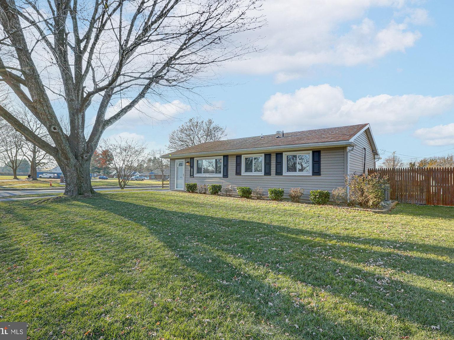 320 Grace Ln, Smyrna, DE 19977 Zillow