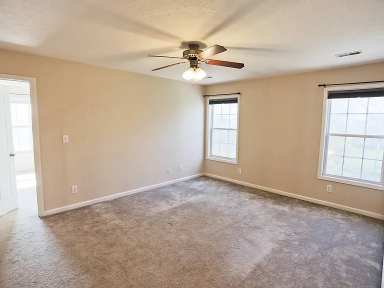 3927 Stella Dr — Photo 16