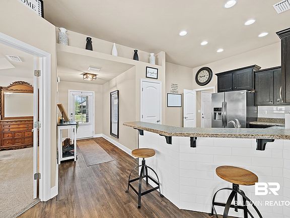 4th image of 16098 Trace Dr