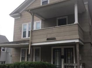 13 Chadwick St, Worcester, MA 01605