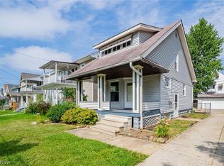 1563 Cordova Ave, Lakewood, OH 44107