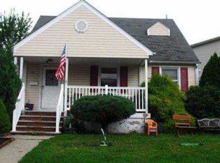 61 Heald St, Carteret, NJ 07008