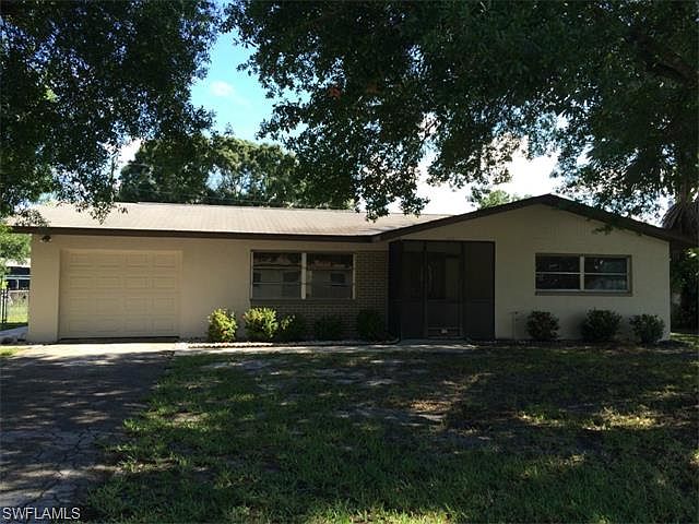 1st image of 346 Lakeview Dr
