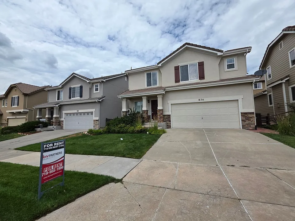 874 Diamond Rim Dr