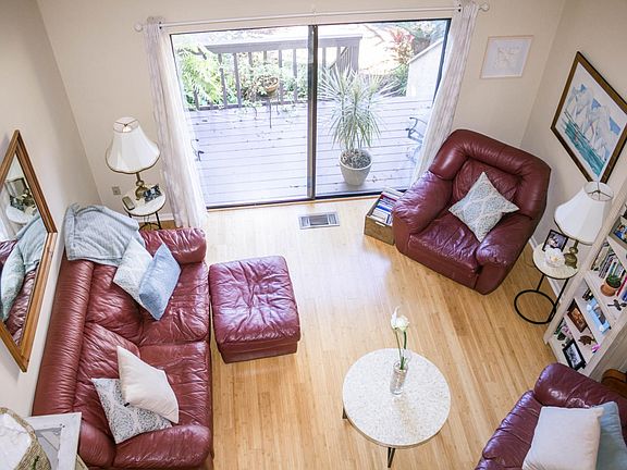4th image of 76 Marina Cove Dr