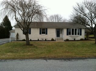 11646 N Landis Ave, Waynesboro, PA 17268