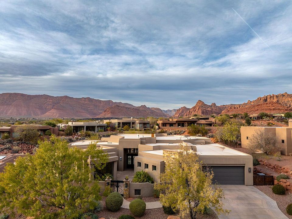 1st image of 3052 Snow Canyon Pkwy Unit 205