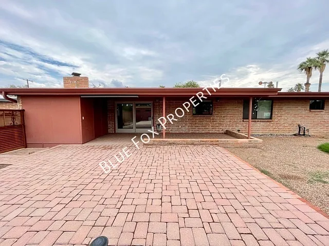 729 N Alamo Ave — Photo 24