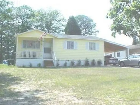 20 Ladonia Dr, Phenix City, AL 36869