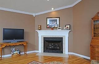 5th image of 1535 Brahman Ln