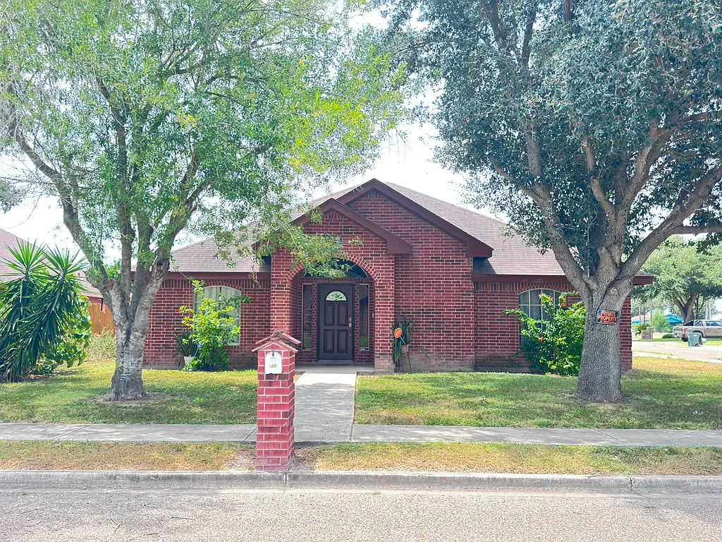 2000 South Standard Avenue - 1 — Photo 1