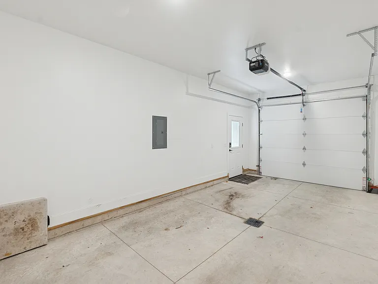 504 W Prospect St #1 — Photo 22
