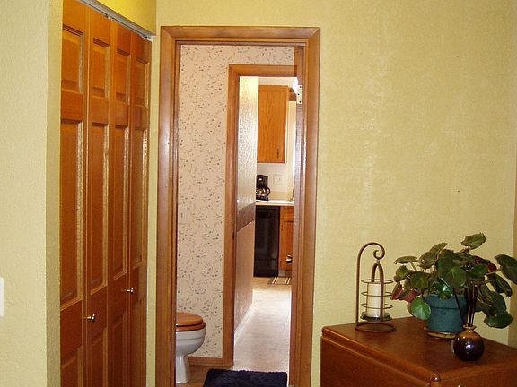 continental bathroom off kitchen and 3rd bedroom