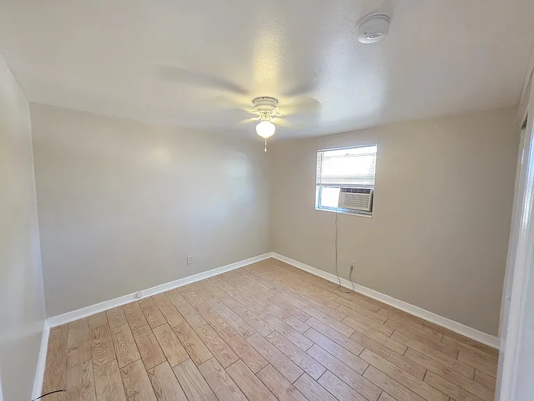 112 S Hilltop Rd #2 — Photo 10