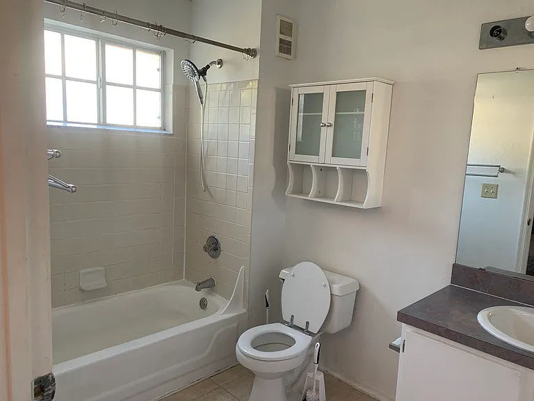 3705 SW 27th St #321 — Photo 9