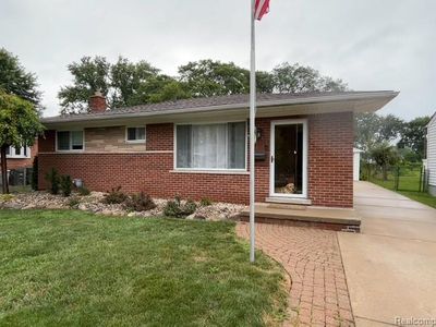 22515 Saint Gertrude St, Saint Clair Shores, MI, 48081