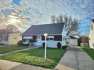 2109 S Manor Dr, Erie, PA 16505