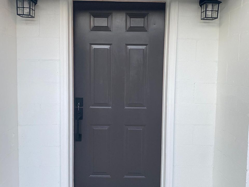 1st image of 4614 Seneca Ave #2