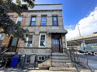 151 Kingsland Ave APT 2, Brooklyn, NY 11222