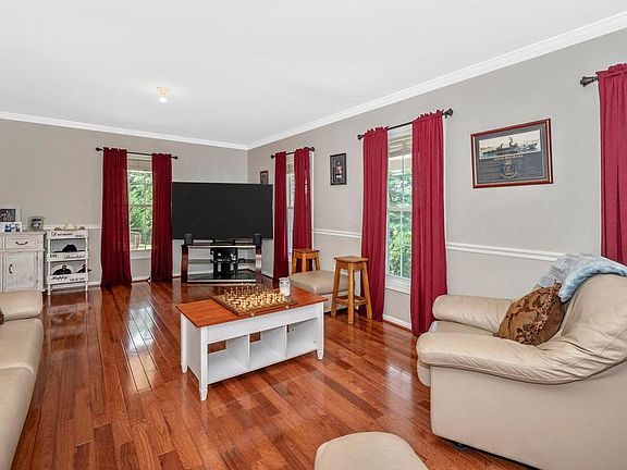 5th image of 5745 Stoney Creek Ct