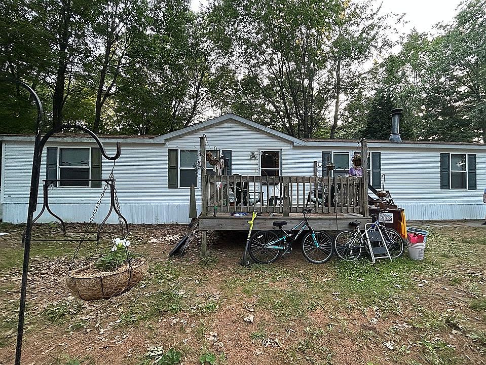 56 Lakeside Dr, Mechanicville, NY 12118 Zillow