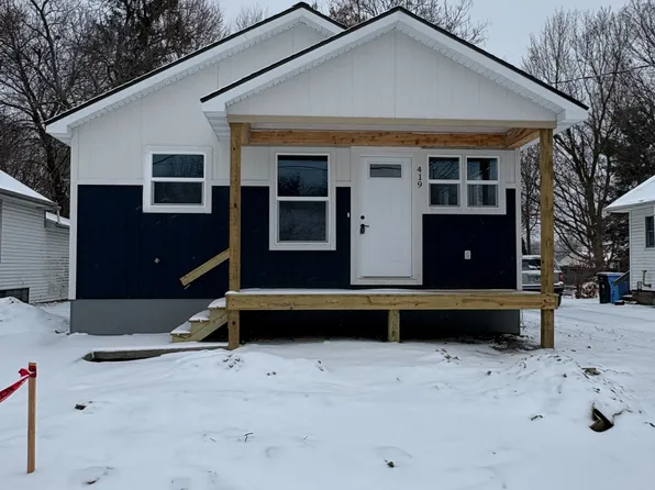 1735 Lyons Ave, Lansing, MI 48906