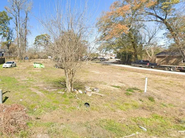 9221 Firnat St, Houston, TX 77016
