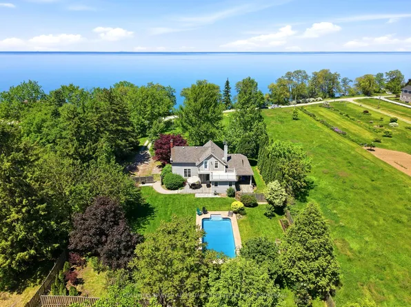 4698 Sandy Cove Dr, Lincoln, ON L3J 1J9