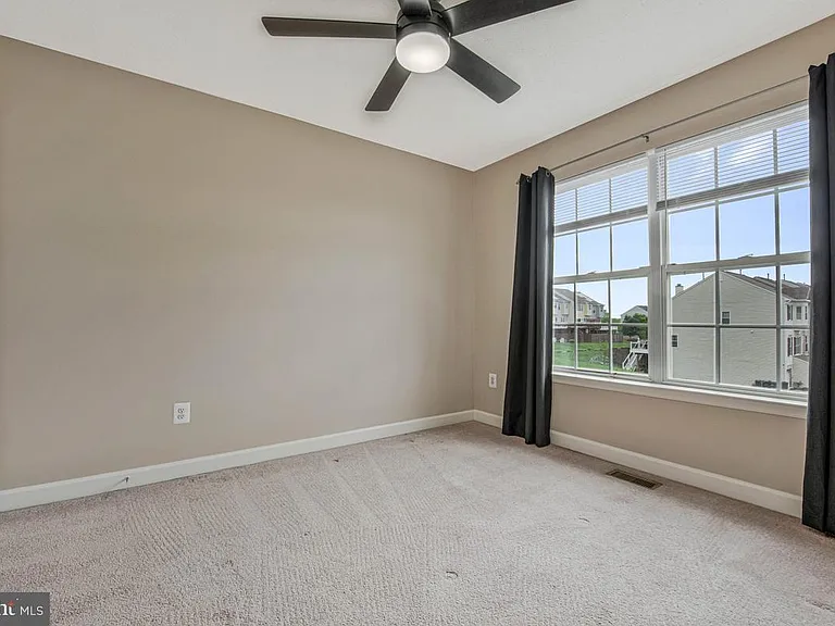 8335 Wades Way — Photo 27