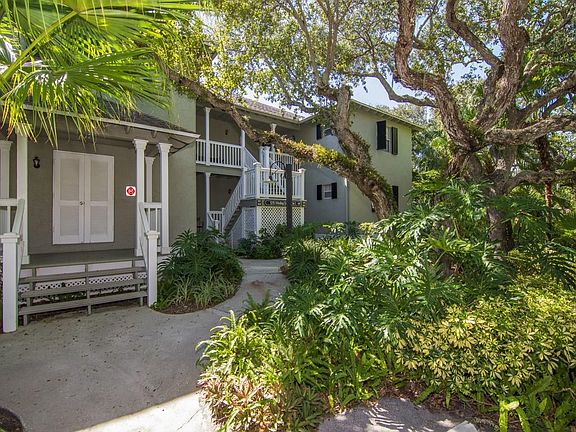 3rd image of 1215 Winding Oaks Cir E APT 407