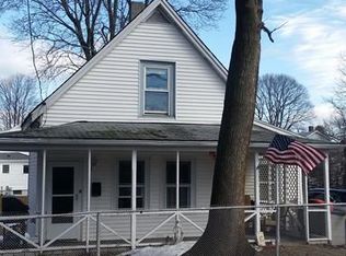 50 Shennen St, Quincy, MA 02169