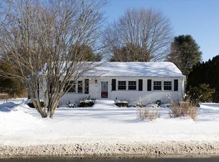 536 North Ave, Rochester, MA 02770