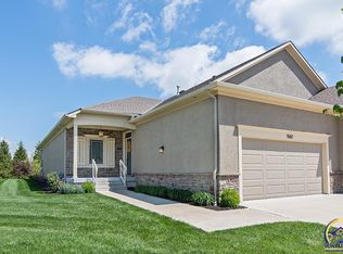 2250 Lake Pointe Dr #1102, Lawrence, KS 66047